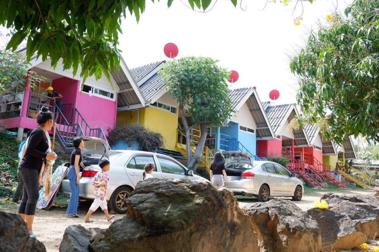 Baan Rai Pray Rung Kaeng Krachan Ban Tha Ling Lom Экстерьер фото